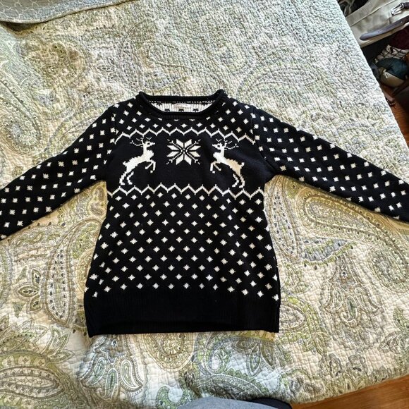 Holiday / Christmas Sweater - Picture 2 of 2